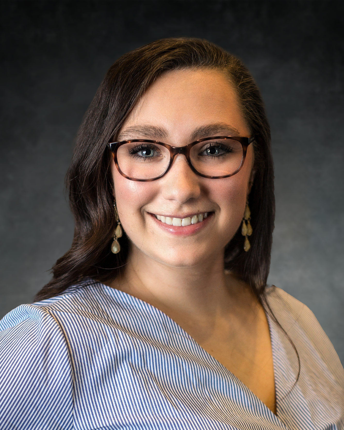 Nicole Canzano Headshot