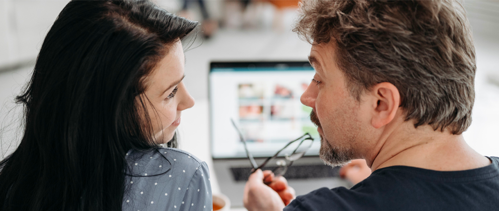 Military couple analyzes their retirement strategy with AWM&T.